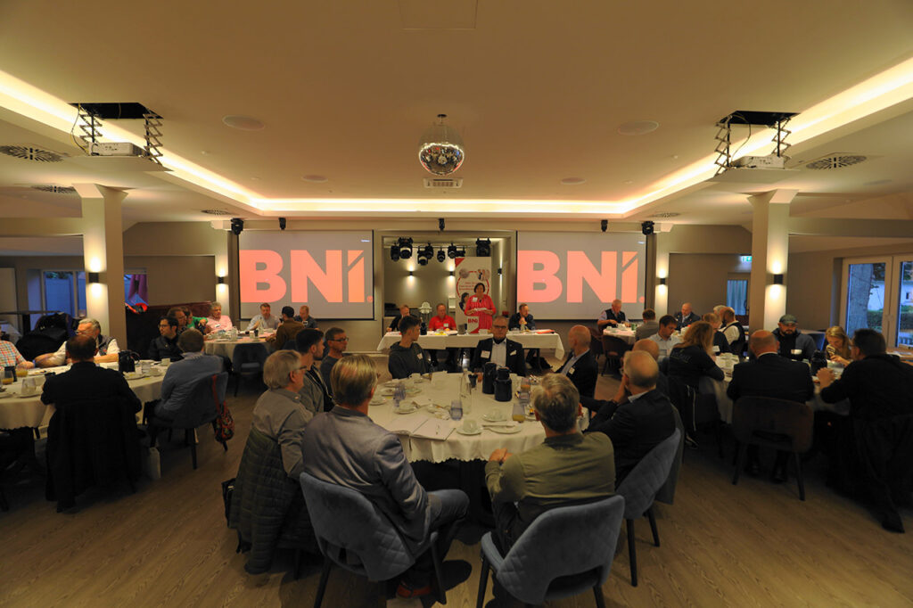 Unternehmer-Meeting am 15.09.2022 des BNI-Teams WESERBOGEN Minden im Kaisersaal